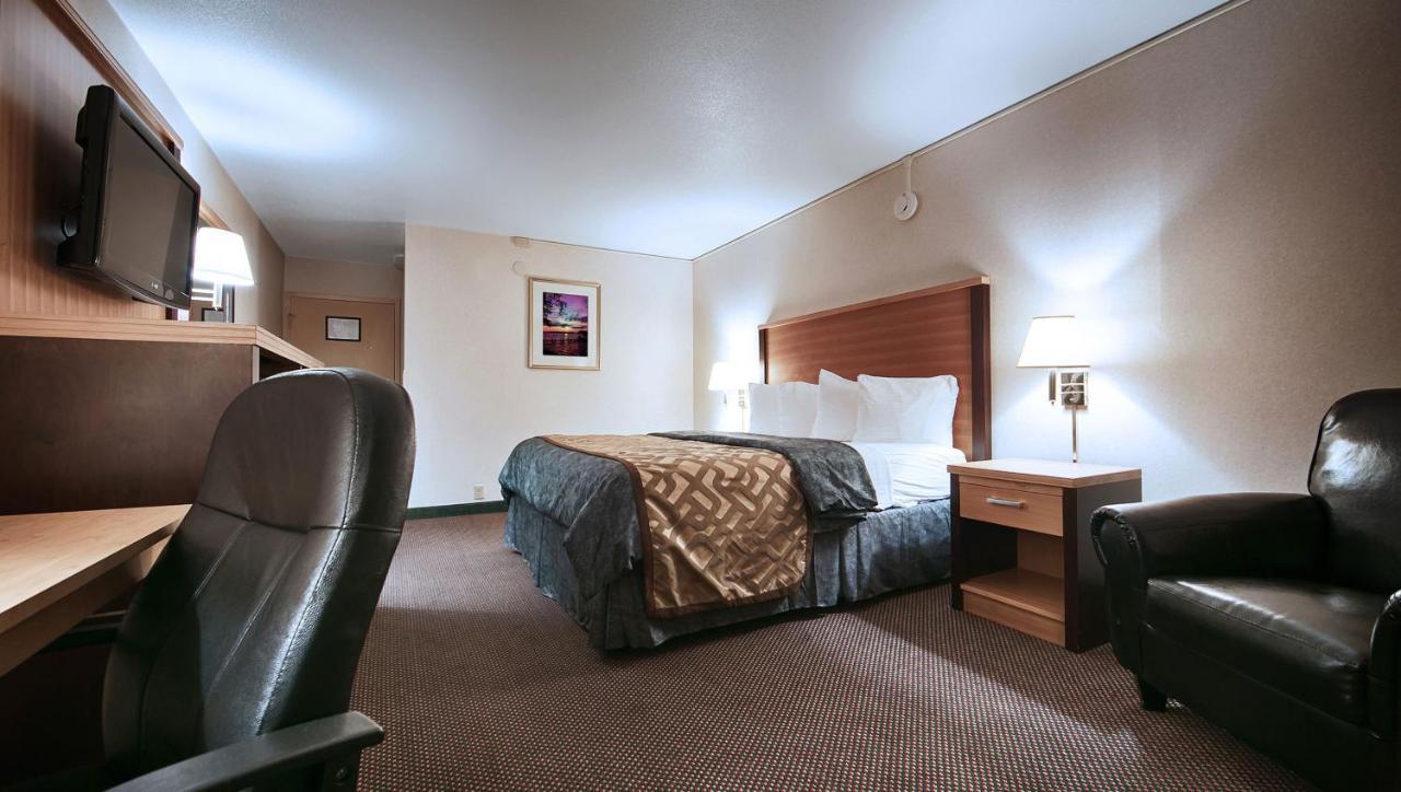 Hotel Magnuson Grand Columbus North Exterior foto