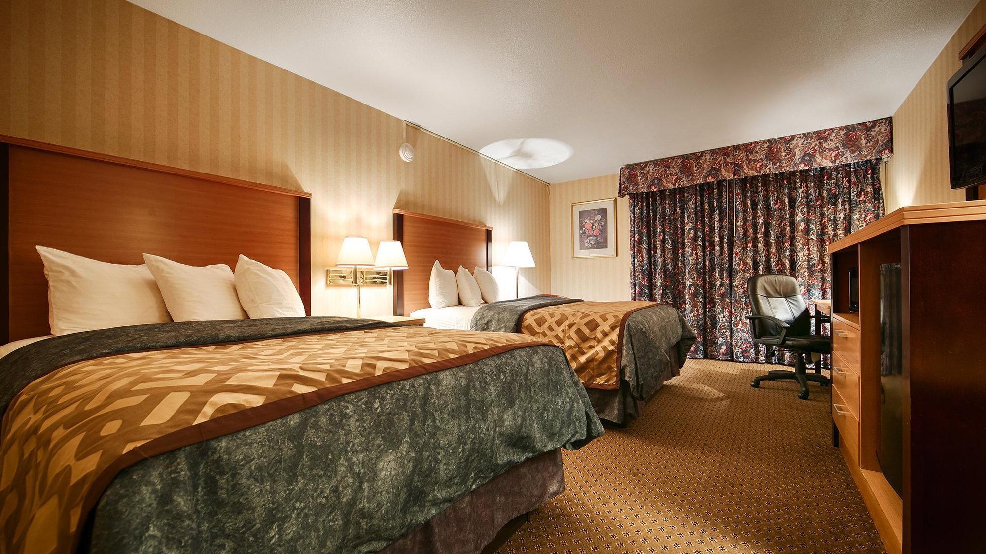 Hotel Magnuson Grand Columbus North Exterior foto